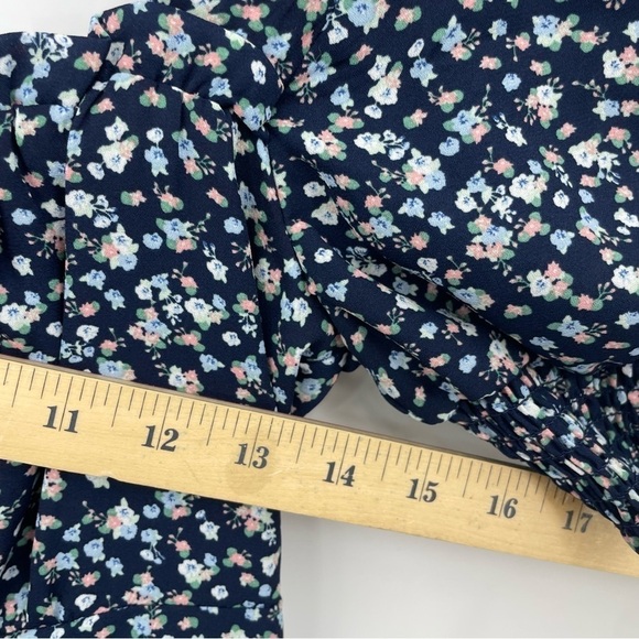 NWT francescas Trixxi Floral Romper navy puff sleeve sz M - Picture 9 of 9